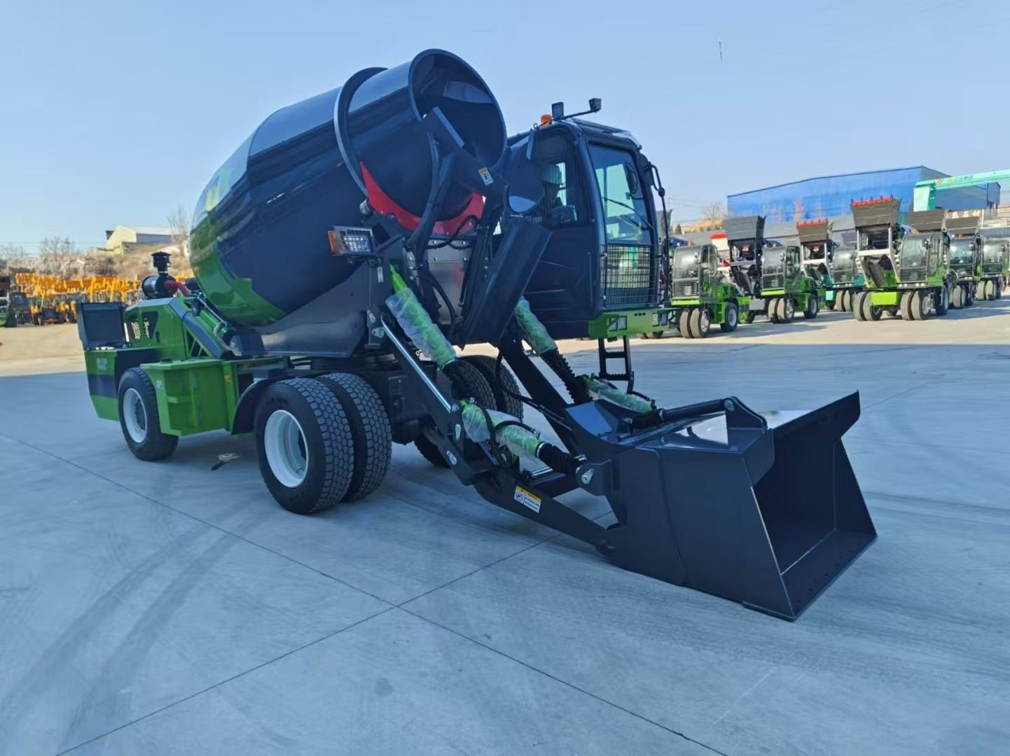 Self-Loading Concrete Mixer — 3.5m³