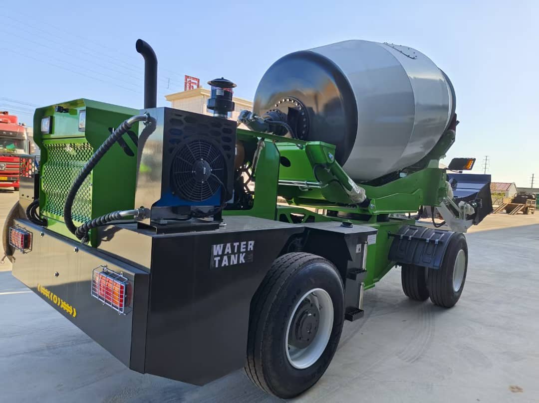 Self-Loading Concrete Mixer — 3.5m³